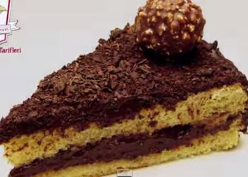 Çikolatalı muzlu yaş pasta nasıl yapılır ?