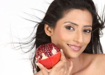 Cildi Güneşin zararlı ışınlarından koruyan besinler