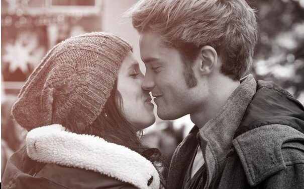 Kova burcu erkeği aşk hayatı