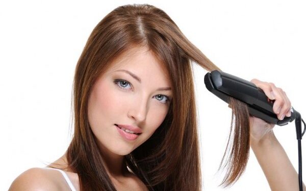 saç düzleştirici saçlara zarar veriyor mu?