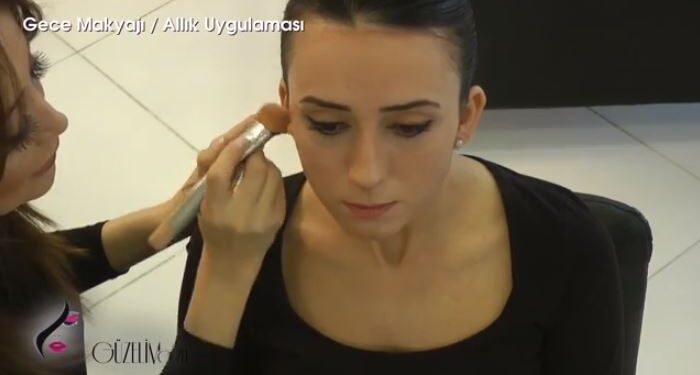 temel makyaj uygulamaları 08 (allık)