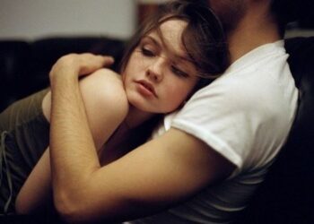 Eski eş veya sevgiliyle arkadaş kalmak doğru mu?